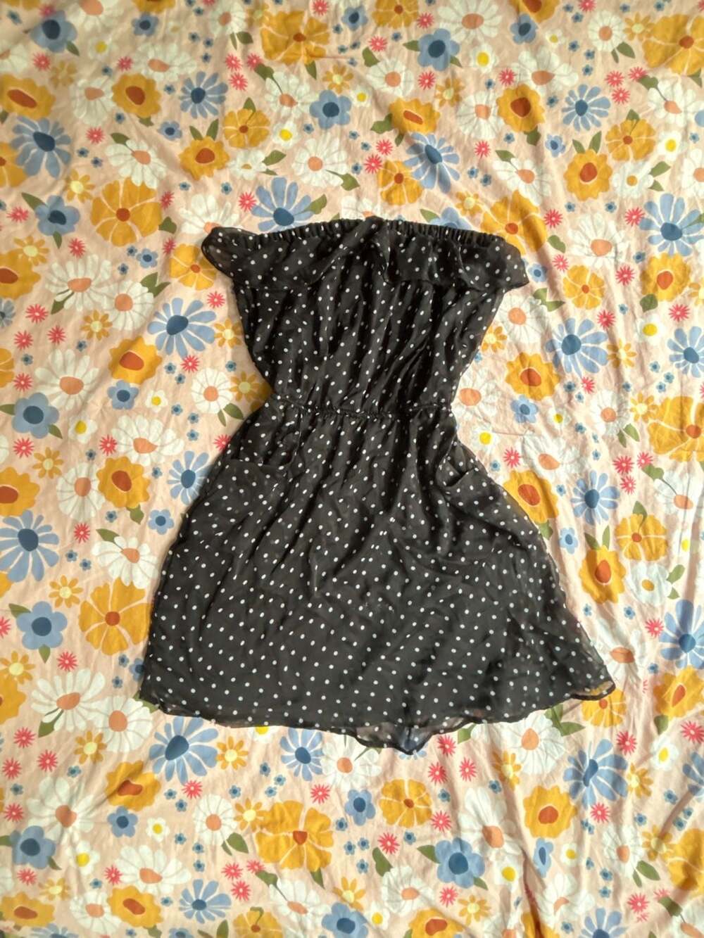 Dots black and white polka dot strapless mini dress with pockets